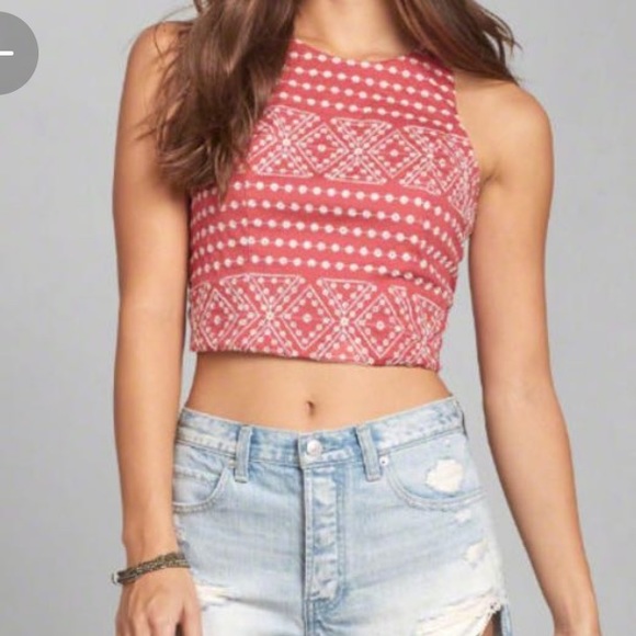 NWOT A&F Patterned Cropped Shell - Picture 5 of 6